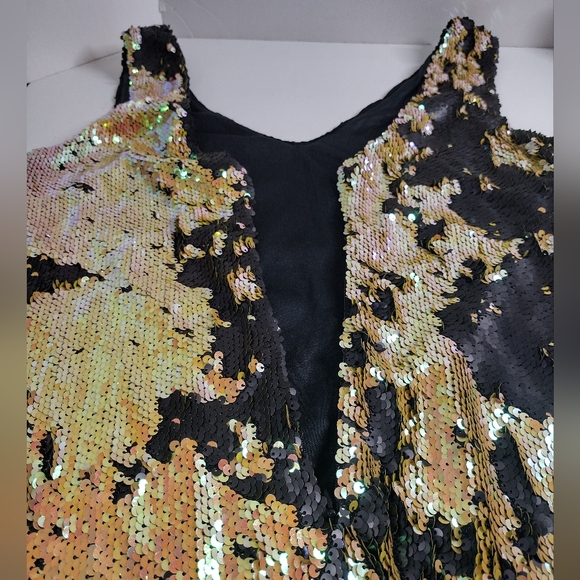Aakaa Yellow Gold and Black Reversible Sequin Party Dress - Picture 8 of 8